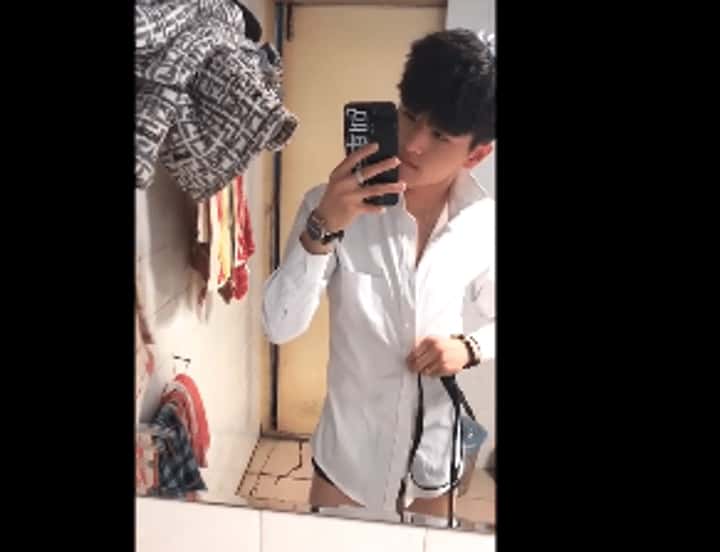 锡纸烫筋帅小直男