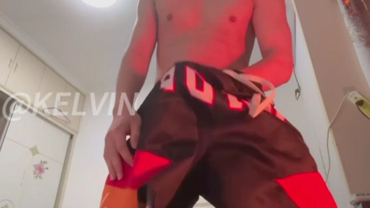 体育生大屌飞机喷射